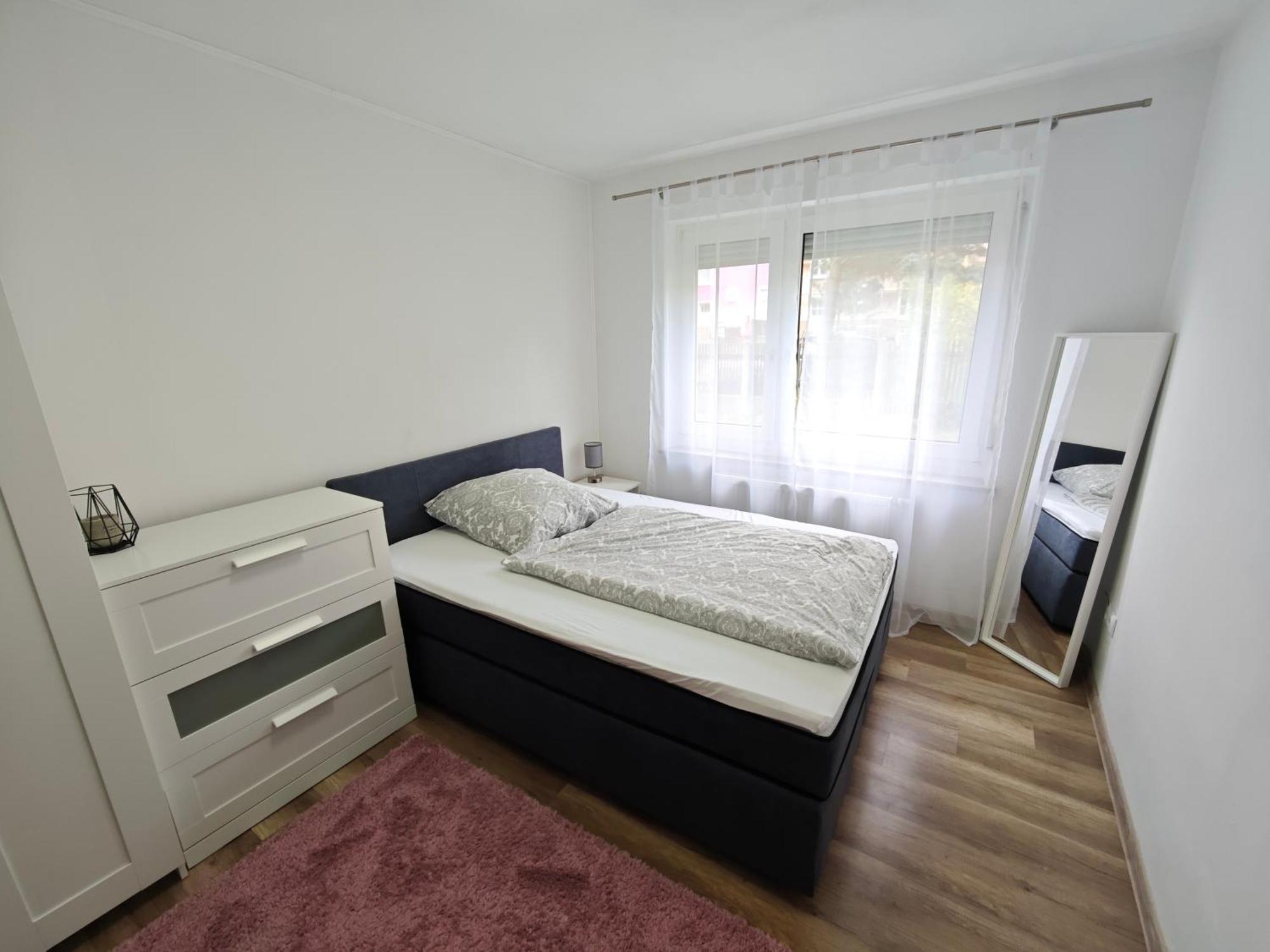 Fh-Naehe: Modernes Apt Mit Balkon Hof  Eksteriør bilde