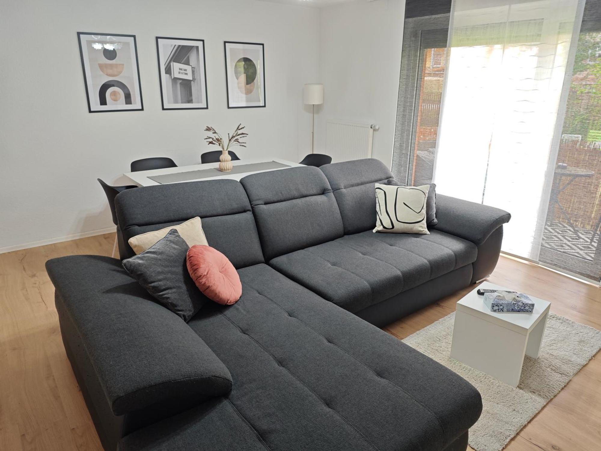 Fh-Naehe: Modernes Apt Mit Balkon Hof  Eksteriør bilde